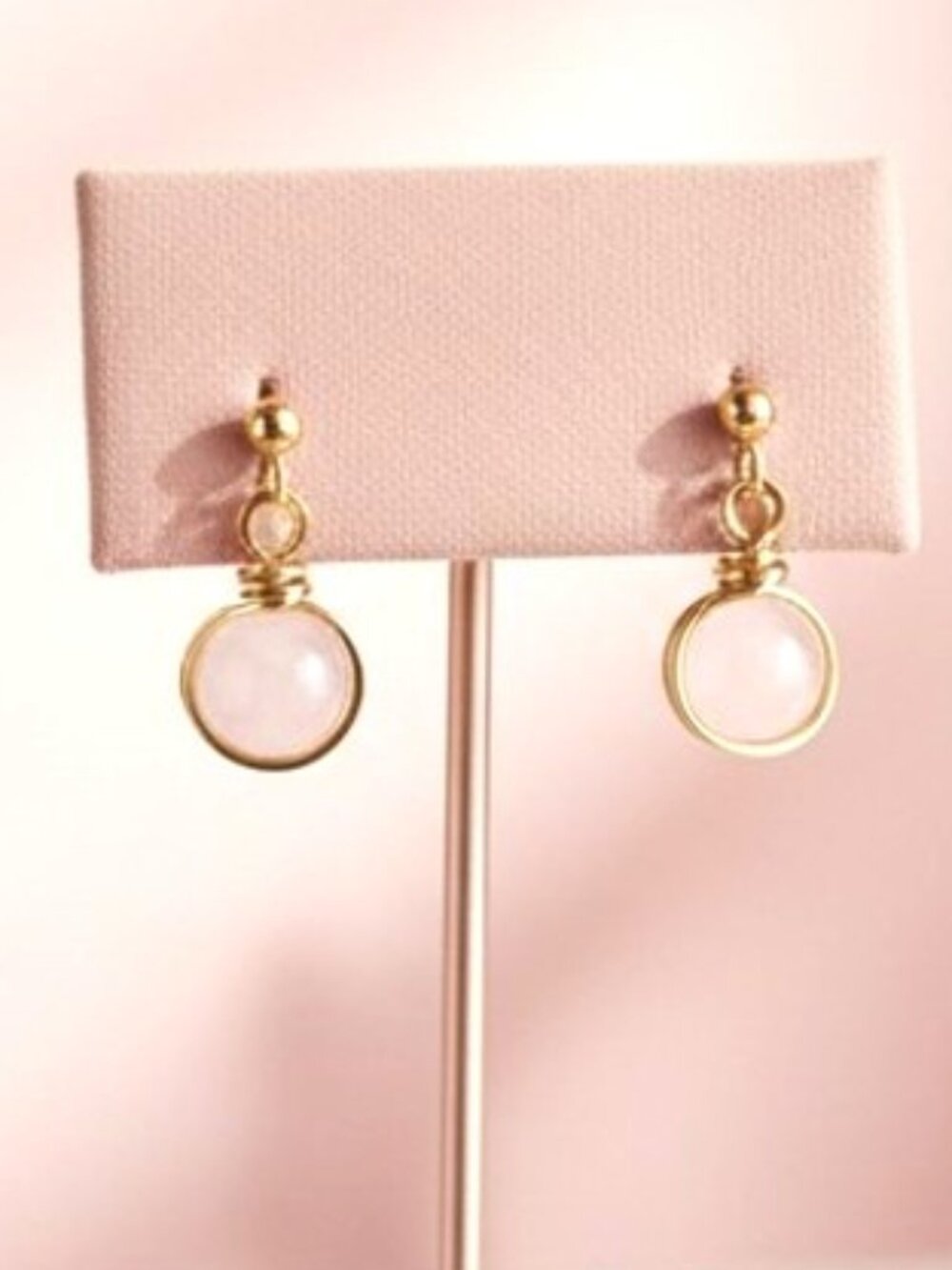 Natural Rose Quartz & 14K Gold Filled Earrings 🌸